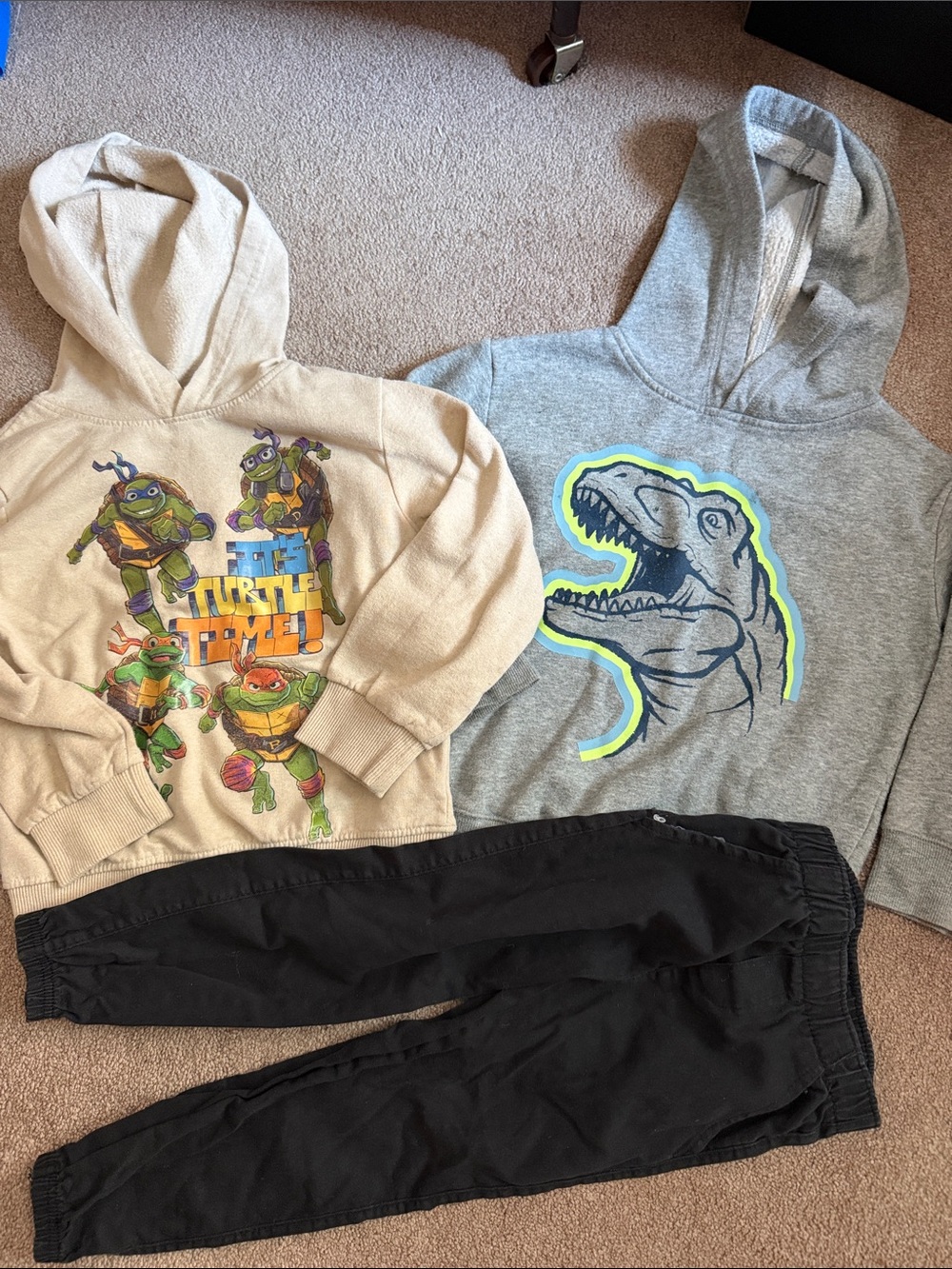 Kids Beige Ninja Turtle Hoodie & Gray Dino Hoodie Set 4T
